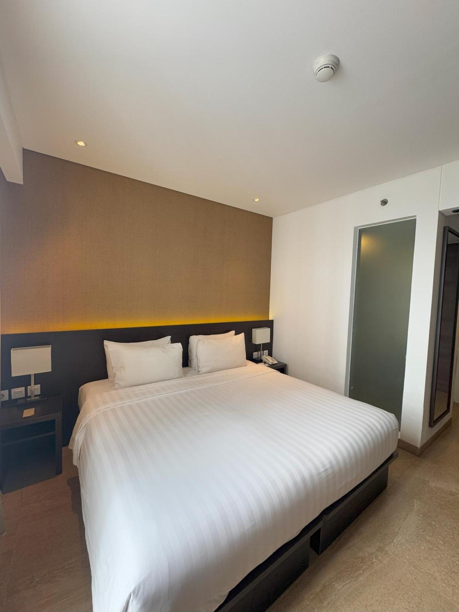 Laska Hotel Sukabumi Exterior foto