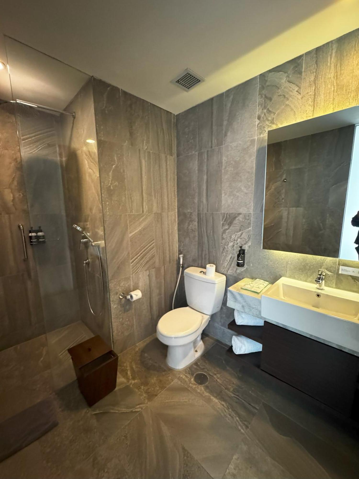 Laska Hotel Sukabumi Exterior foto